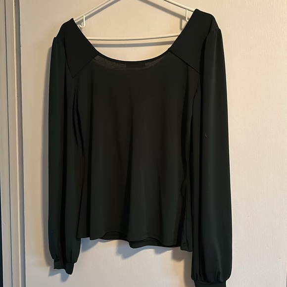 Adoreable sweetheart green top - Picture 4 of 4